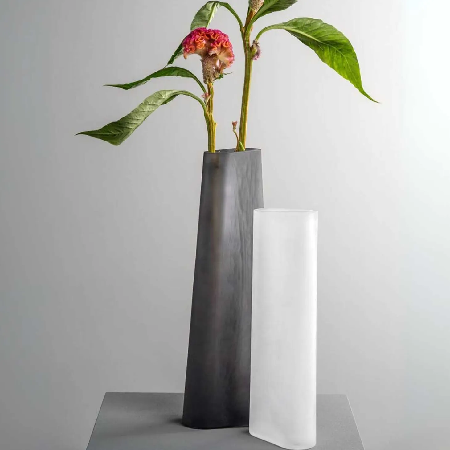 Vase TURNO 34 cm satiniert